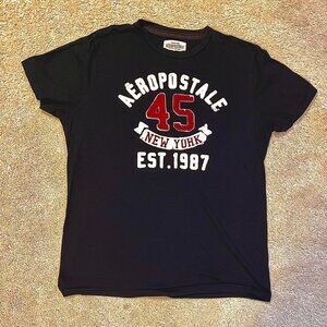 Aeropostale Men's Black and Red T-shirt
